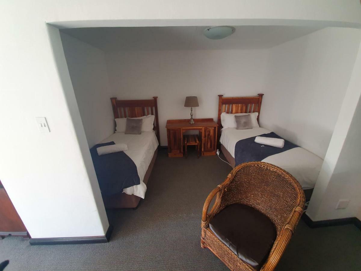 Leach Lodge Kuruman Exterior photo