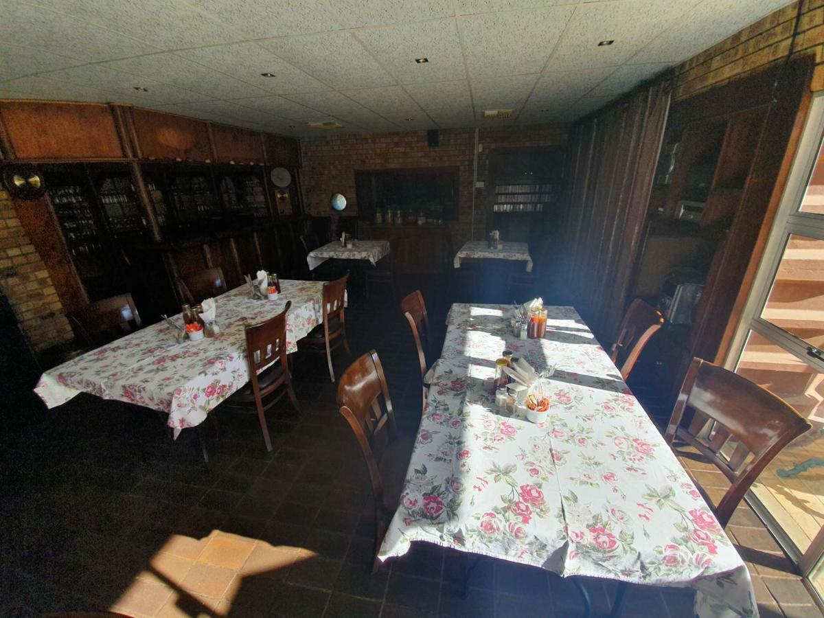 Leach Lodge Kuruman Exterior photo